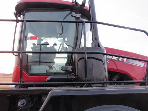 Image of Case IH Titan 4030 equipment image 4