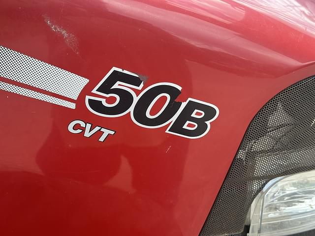 Image of Case IH Farmall 50B equipment image 4