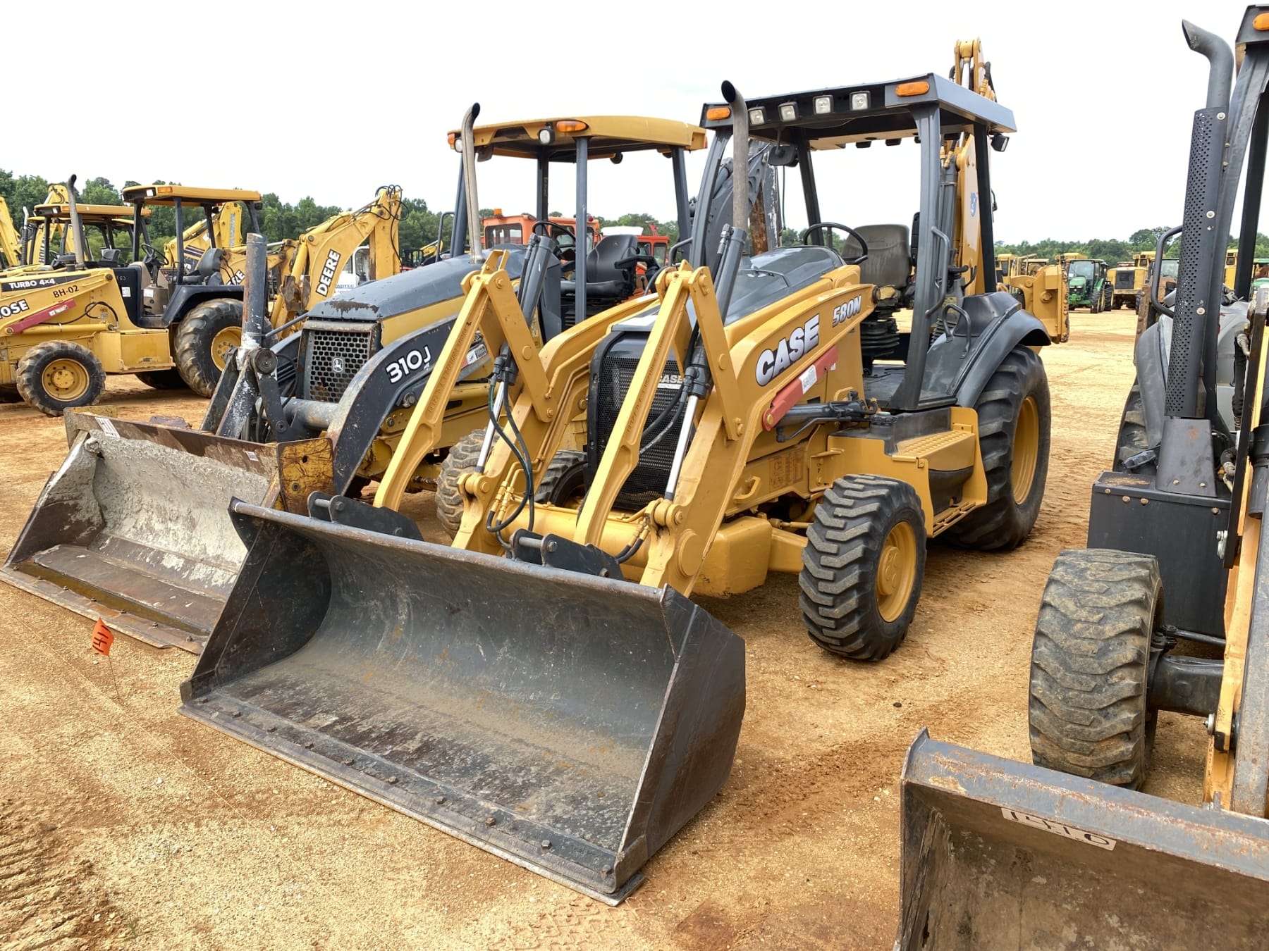 2014 Case 580N Equipment Image0