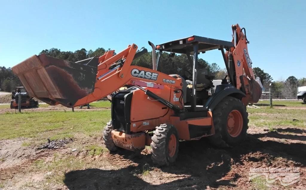 2014 Case 580N Equipment Image0