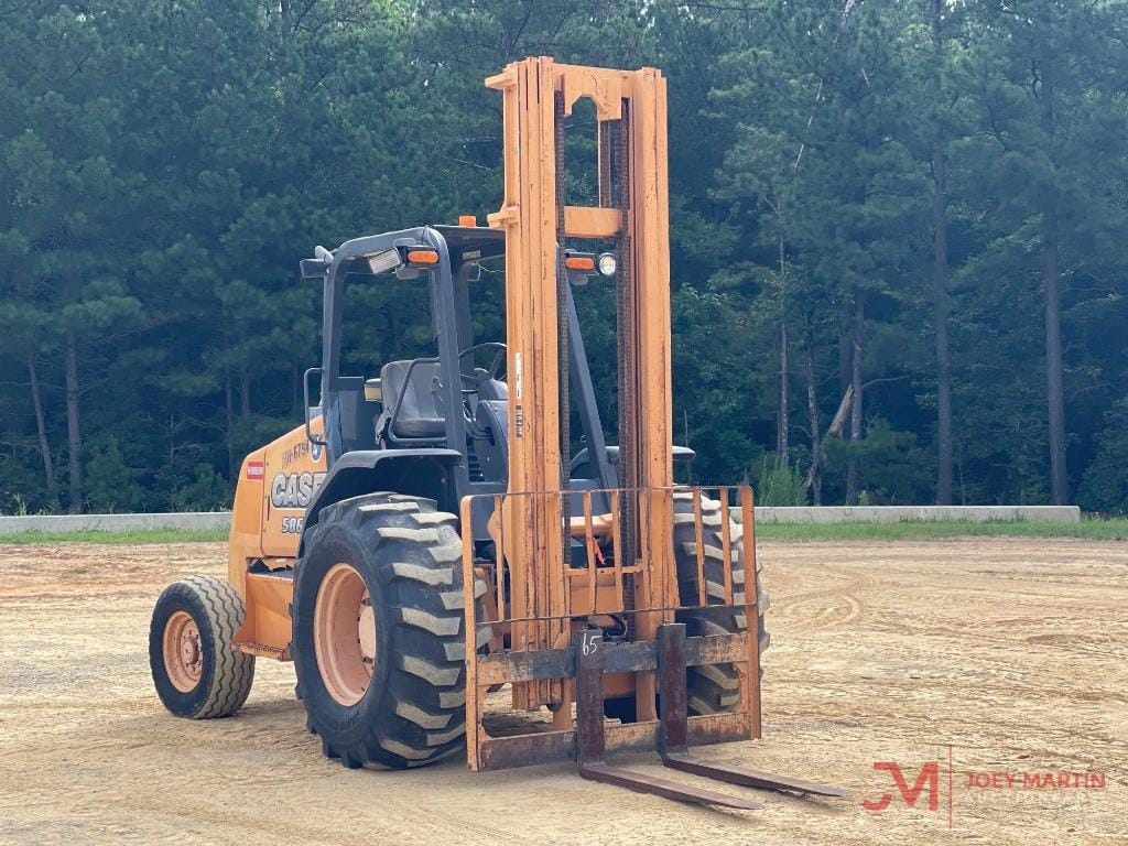 2014 Case 586H Equipment Image0