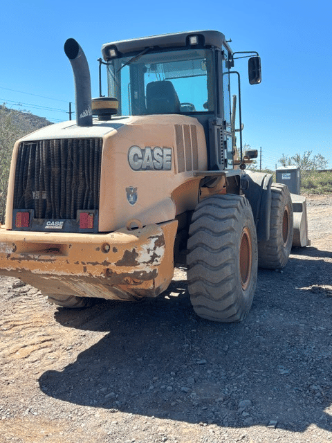 Image of Case 621F equipment image 3