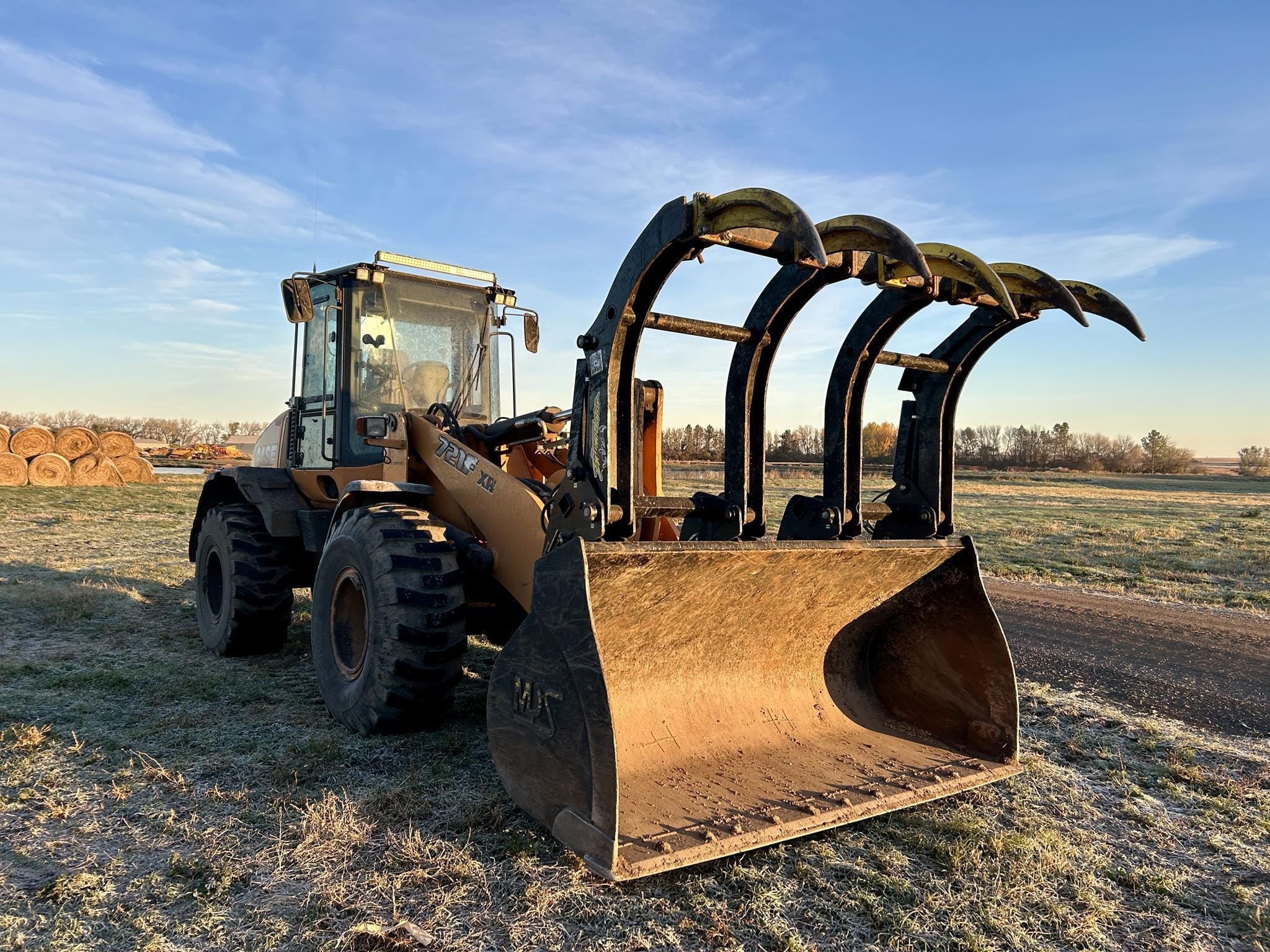 2014 Case 721F Equipment Image0