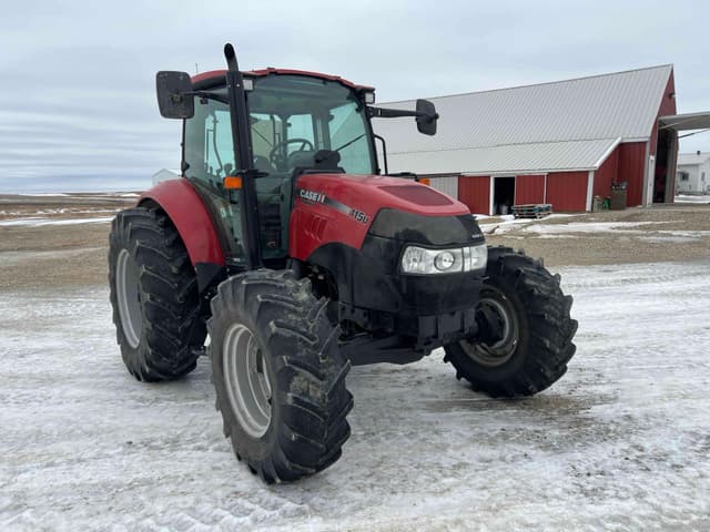 Image of Case IH Farmall 115U equipment image 2