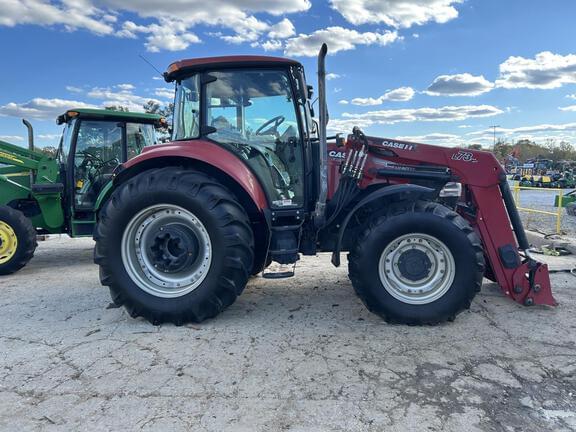 Image of Case IH Farmall 115U equipment image 3
