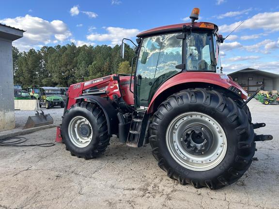 Image of Case IH Farmall 115U equipment image 2