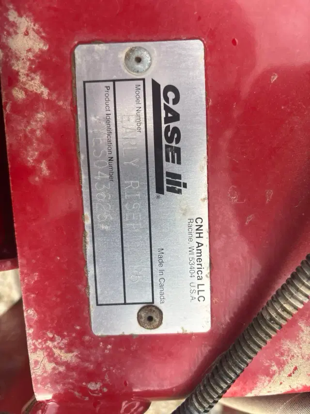 Image of Case IH 1225 equipment image 2