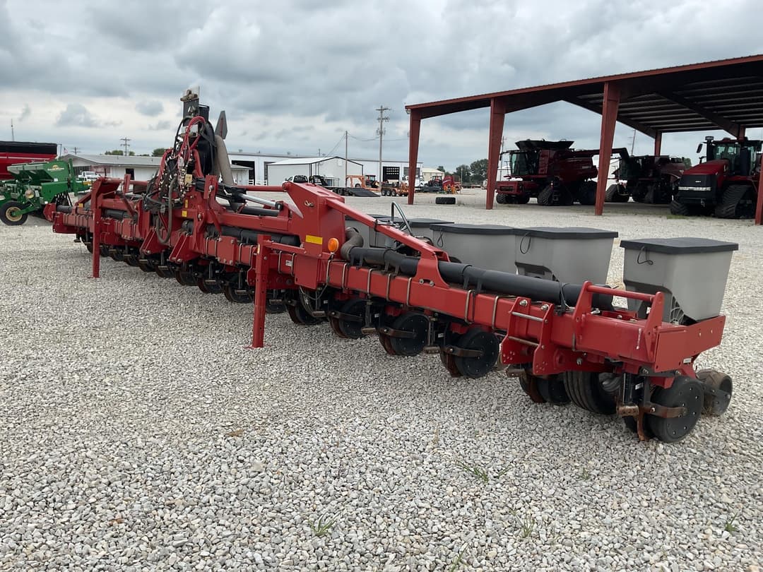 Image of Case IH 1235 Primary image