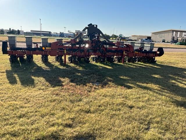 Image of Case IH 1235 Primary image