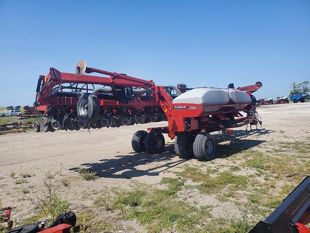 Image of Case IH 1245 equipment image 2