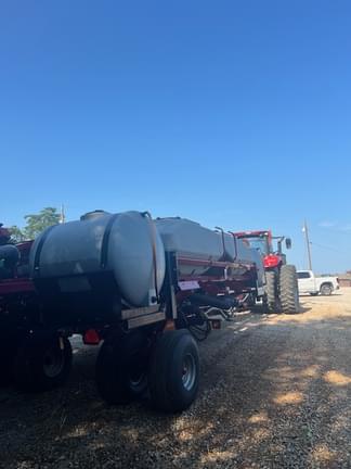 Image of Case IH 1245 equipment image 2