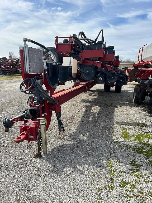 Image of Case IH 1245 equipment image 1