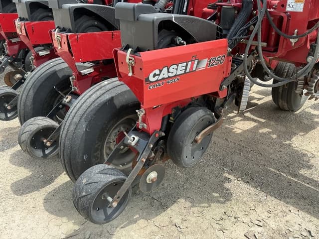 Image of Case IH 1250 equipment image 4