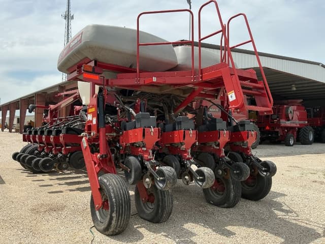 Image of Case IH 1250 equipment image 3