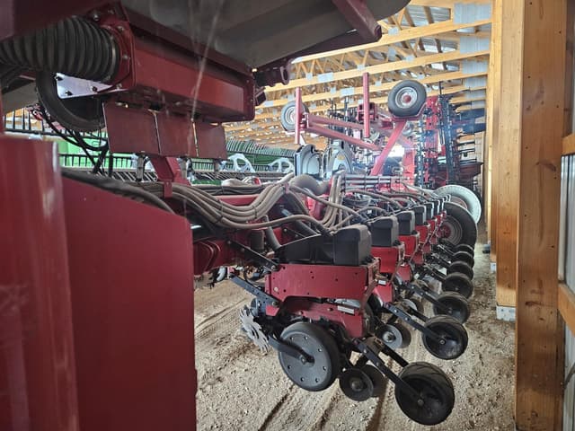 Image of Case IH 1255 equipment image 3
