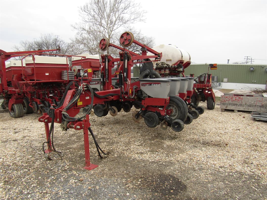 Image of Case IH 1255 Primary image