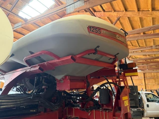 Image of Case IH 1255 equipment image 4