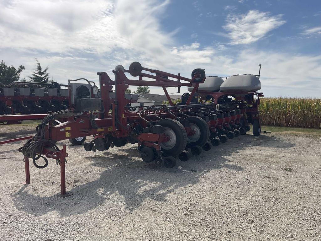Image of Case IH 1255 Primary image