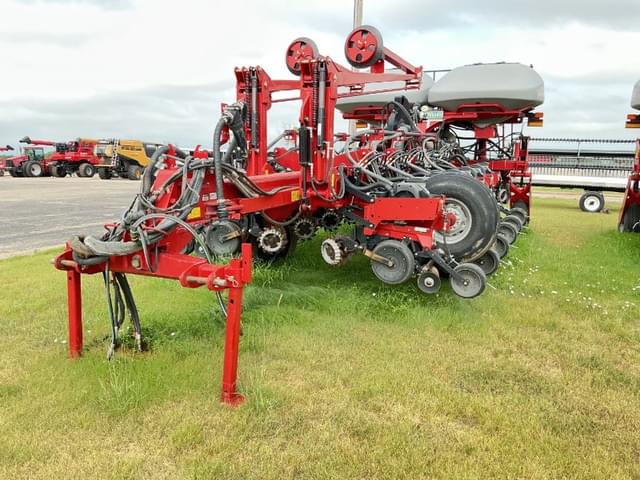 Image of Case IH 1255 equipment image 2