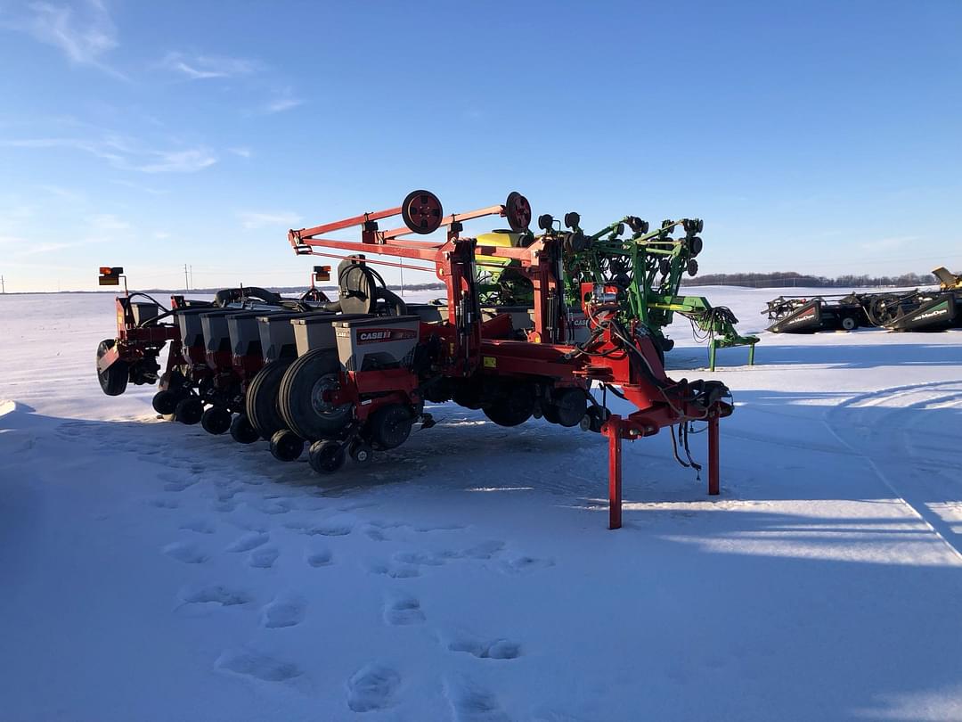 Image of Case IH 1255 Primary image