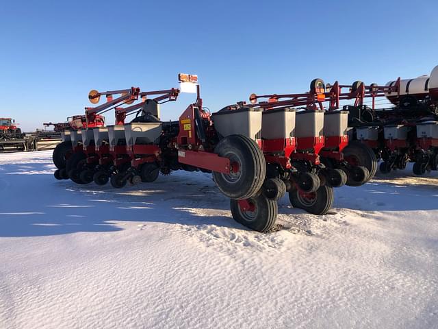 Image of Case IH 1255 equipment image 4