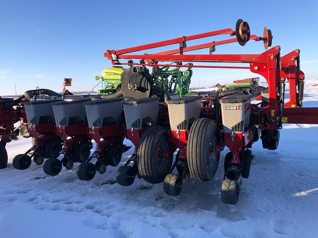 Image of Case IH 1255 equipment image 1