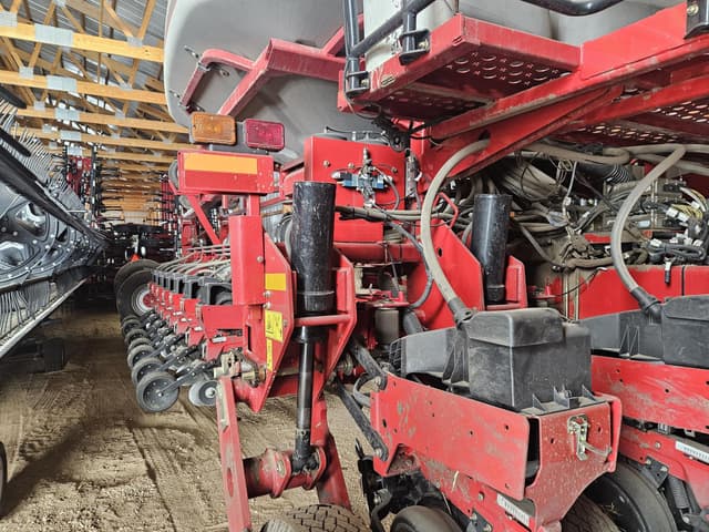 Image of Case IH 1255 equipment image 2