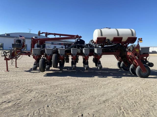 Image of Case IH 1255 equipment image 3