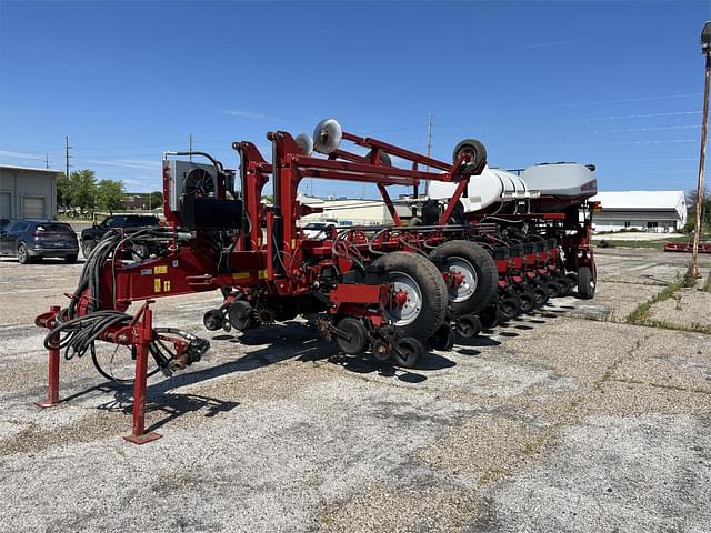 Image of Case IH 1255 equipment image 1