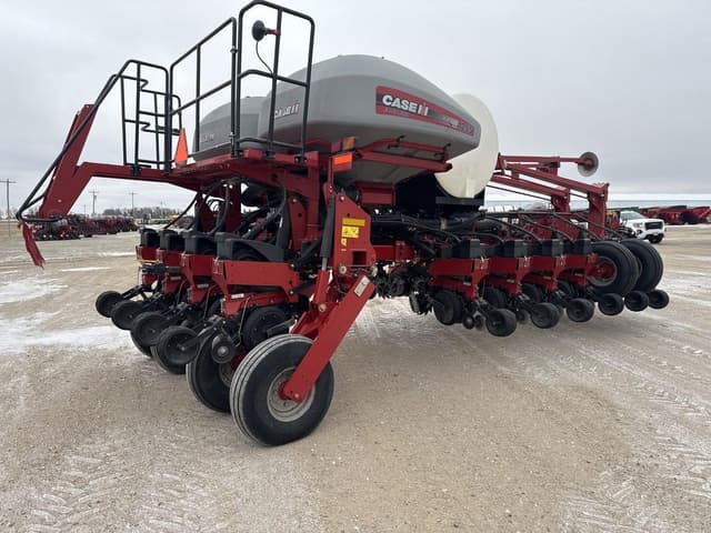 Image of Case IH 1255 equipment image 2