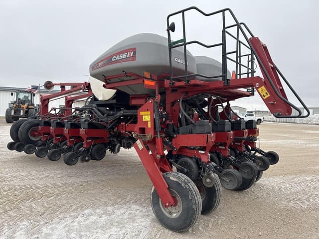 Image of Case IH 1255 equipment image 3