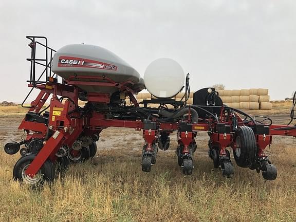 Image of Case IH 1255 Primary image