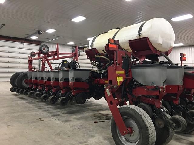 Image of Case IH 1255 equipment image 1