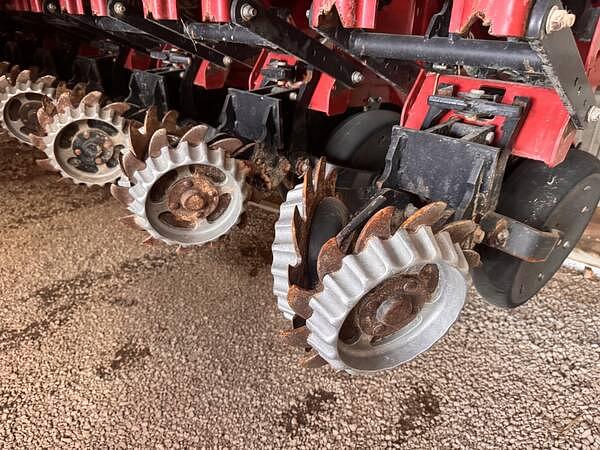 Image of Case IH 1265 equipment image 3