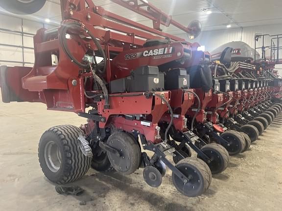 Image of Case IH 1265 Primary image