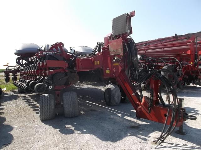 Image of Case IH 1265 equipment image 4