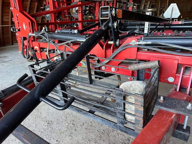 Image of Case IH Tigermate 200 equipment image 4