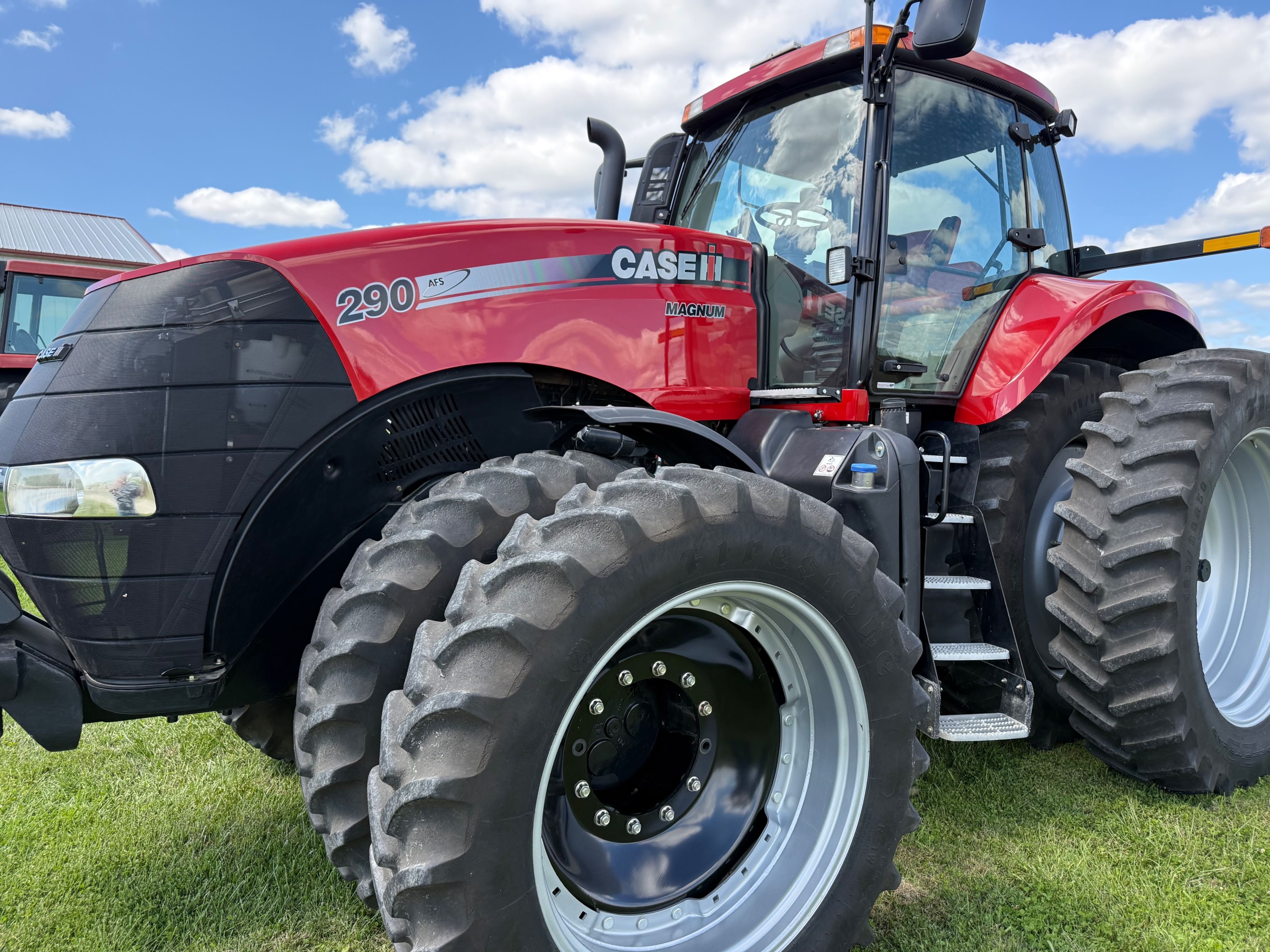 2014 Case IH Magnum 290 Equipment Image0