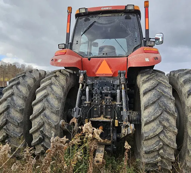 Image of Case IH Magnum 315 equipment image 3