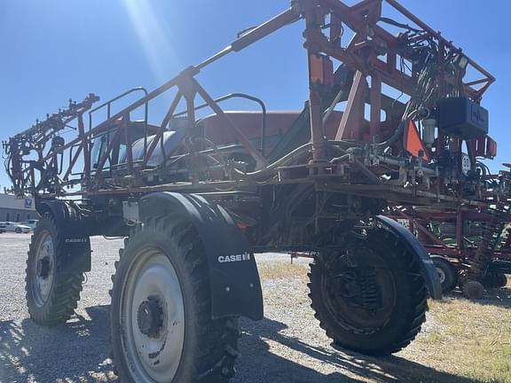 Image of Case IH 3230 Patriot equipment image 4