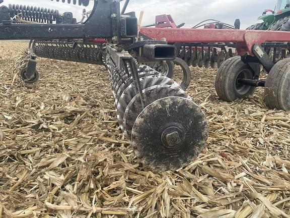 Image of Case IH 330 equipment image 1