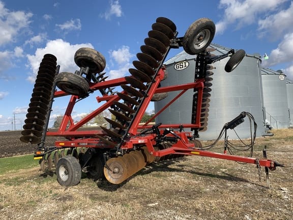 Main image Case IH 340