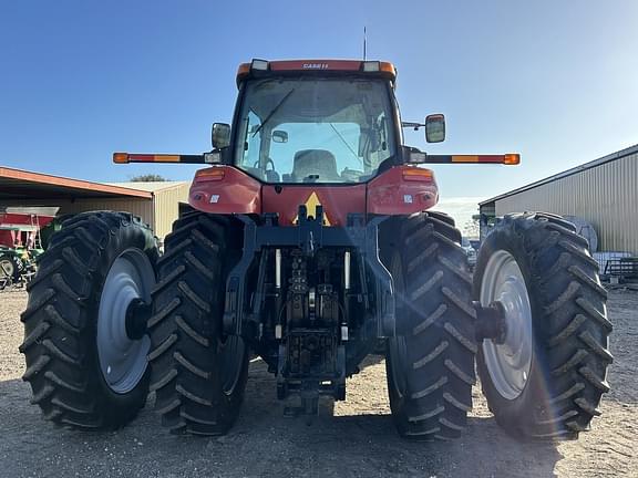 Image of Case IH Magnum 340 equipment image 4