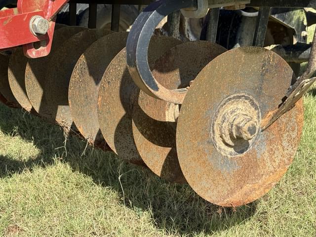 Image of Case IH 340 equipment image 2