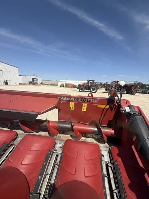 Image of Case IH 4406 equipment image 3