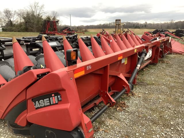 Image of Case IH 4412 equipment image 4