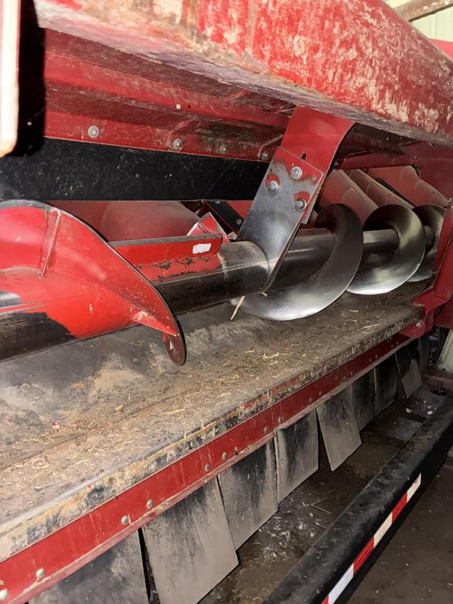 Image of Case IH 4412 equipment image 2