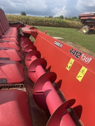 Image of Case IH 4412 equipment image 4