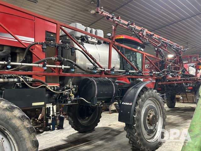 Image of Case IH Patriot 4430 equipment image 3