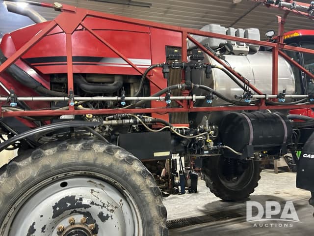 Image of Case IH Patriot 4430 equipment image 4
